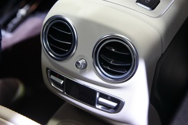 2016款北京奔驰全新E320L