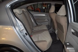 2008款广汽本田锋范1.5L手动精英版