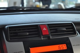 2008款广汽本田锋范1.5L手动精英版