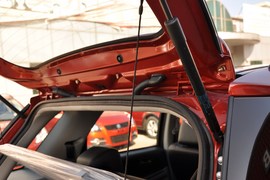 2011款铃木SX4天语两厢1.6L自动运动型