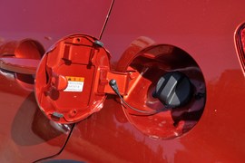 2011款铃木SX4天语两厢1.6L自动运动型