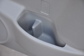 2011款铃木SX4天语两厢1.6L自动运动型