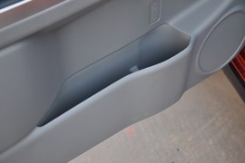 2011款铃木SX4天语两厢1.6L自动运动型