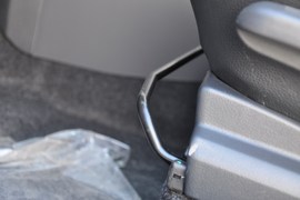 2011款铃木SX4天语两厢1.6L自动运动型
