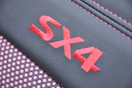 2011款铃木SX4天语两厢1.6L自动运动型