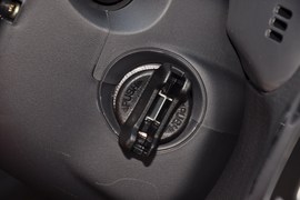 2011款铃木SX4天语两厢1.6L自动运动型