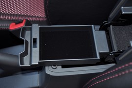 2011款铃木SX4天语两厢1.6L自动运动型