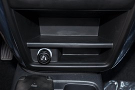 2011款铃木SX4天语两厢1.6L自动运动型
