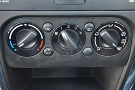 2011款铃木SX4天语两厢1.6L自动运动型