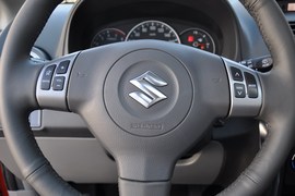 2011款铃木SX4天语两厢1.6L自动运动型