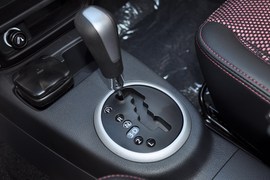 2011款铃木SX4天语两厢1.6L自动运动型