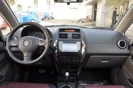2011款铃木SX4天语两厢1.6L自动运动型