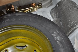 2011款长安铃木羚羊1.3L手动标准型