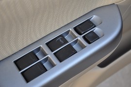 2011款长安铃木羚羊1.3L手动标准型