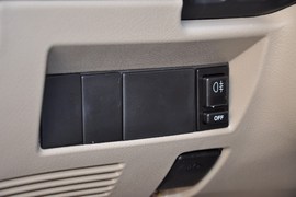 2011款长安铃木羚羊1.3L手动标准型