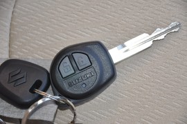 2011款长安铃木羚羊1.3L手动标准型