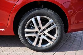 2011款大众速腾1.4TSI手动豪华型