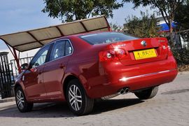 2011款大众速腾1.4TSI手动豪华型