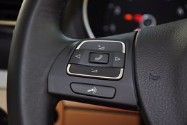 2011款大众高尔夫1.4TSI