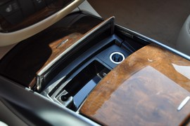 2011款奔驰R300L商务型