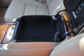 2011款奔驰R300L商务型