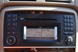 2011款奔驰R300L商务型
