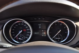 2011款奔驰R300L商务型