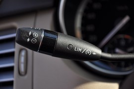 2011款奔驰R300L商务型