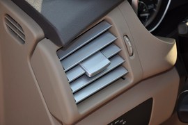 2011款奔驰R300L商务型