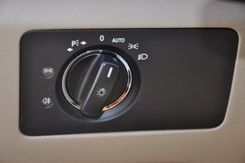 2011款奔驰R300L商务型