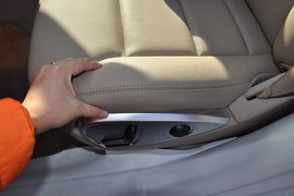 2011款奔驰R300L商务型