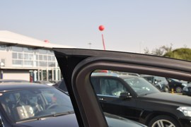 2011款奔驰R300L商务型