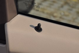 2011款奔驰R300L商务型