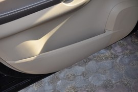 2011款奔驰R300L商务型