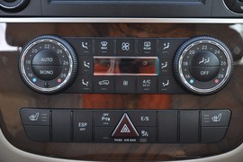 2011款奔驰R300L商务型