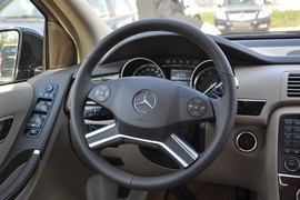 2011款奔驰R300L商务型