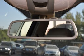 2011款奔驰R300L商务型
