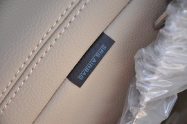 2011款奔驰R300L商务型