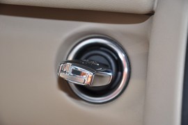 2011款奔驰R300L商务型