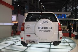 永源A380电动车实拍