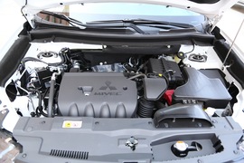 2016款广汽三菱欧蓝德