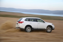 2016款广汽三菱欧蓝德