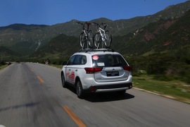 2016款广汽三菱欧蓝德