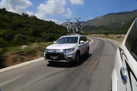 2016款广汽三菱欧蓝德