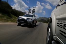 2016款广汽三菱欧蓝德