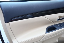 2016款广汽三菱欧蓝德