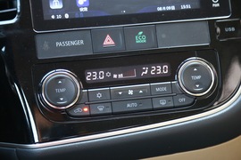 2016款广汽三菱欧蓝德