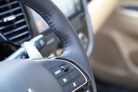 2016款广汽三菱欧蓝德