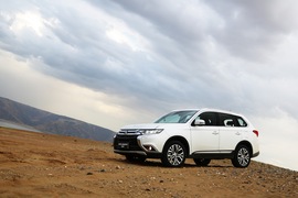 2016款广汽三菱欧蓝德