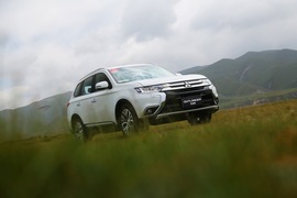 2016款广汽三菱欧蓝德